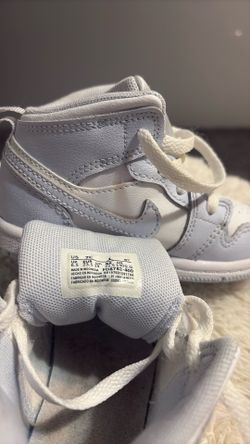 Toddler unisex 7c 18 each pair