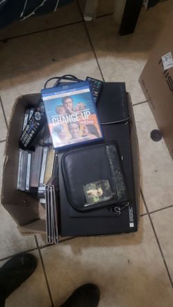 Sony DVD player With 160+ DVD'S