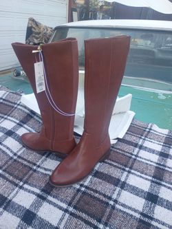 Woman boots