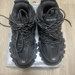 Balenciaga Track