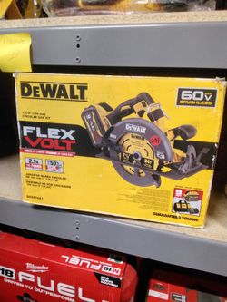 DEWALT 7-1/4" CIRCULAR SAW KIT