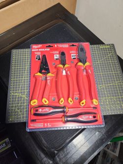 Milwaukee 5pc 1000V Insulated Hand Tool Set