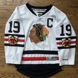 Youth S / M Reebok NHL Chicago Blackhawks Premier Toews #19 Hockey Jersey