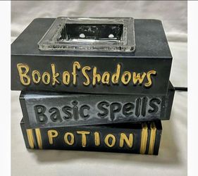 Halloween Scentsy warmer under my spell