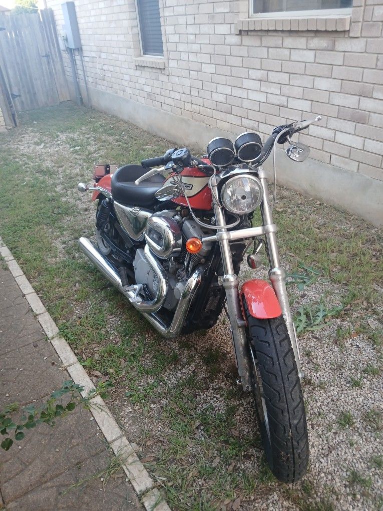 2001 Harley Davidson Roadster