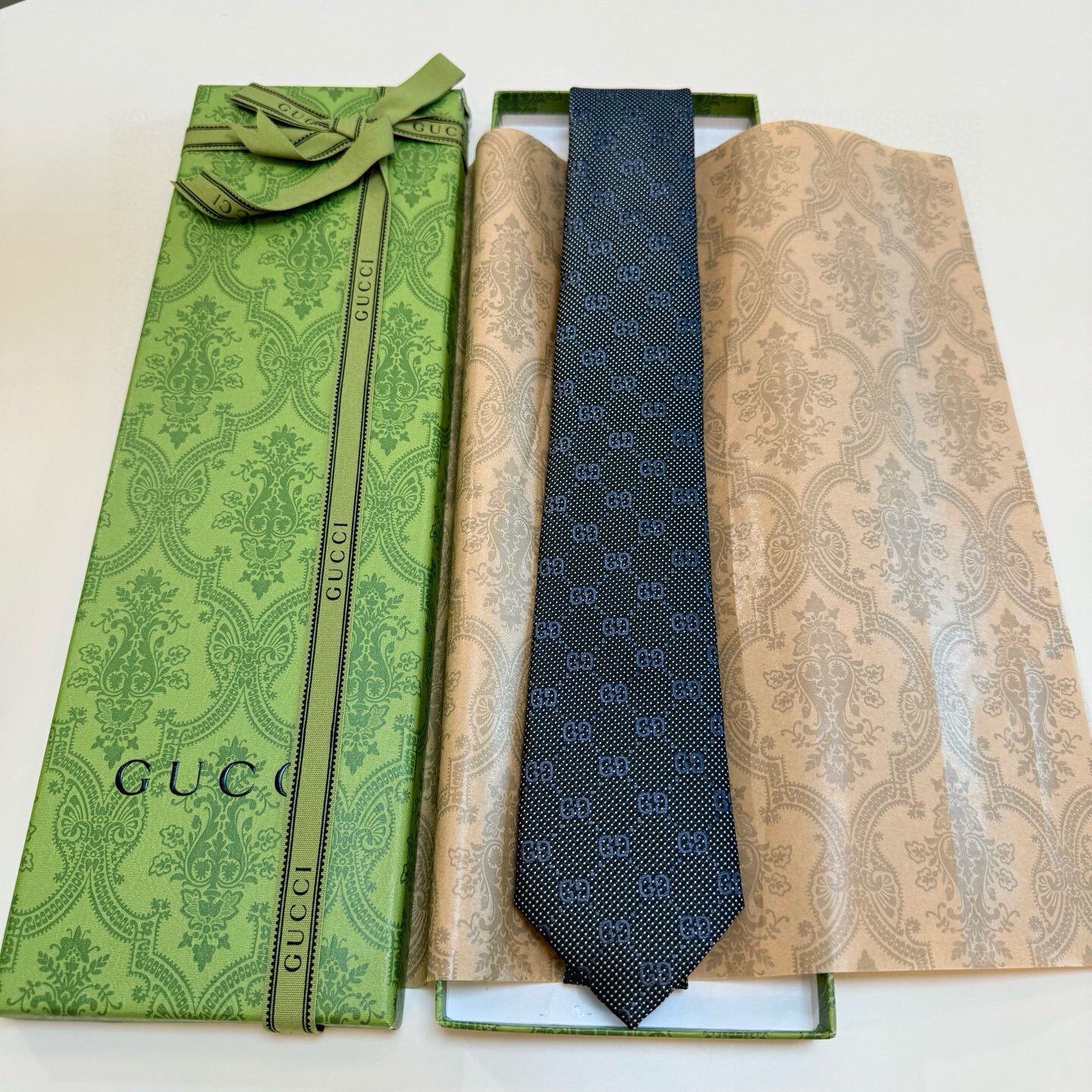 New Ties Men’s