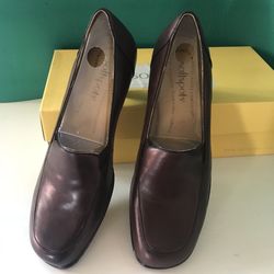 NIB Softspots Masa leather shoes size 7