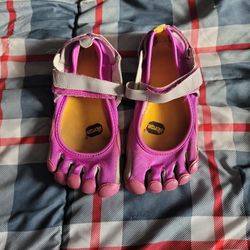 Vibram Five Finger Toe Shoes