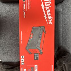 Milwaukee M18 Bluetooth Jobsite Radio 