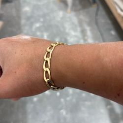 14 gold bracelet with 20 grams / $1400 cash