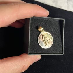 REAL SOLID 14K VIRGIN MARY PENDANT 3G