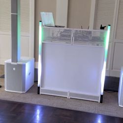 Pro x DJ Booth With Extras, bag & Extra Shelf MINT!