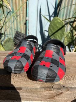 Crocs Classic Clogs Buffalo Plaid Print