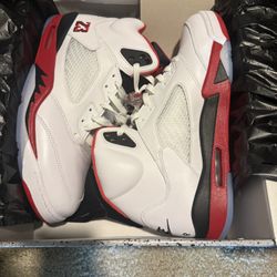 JORDAN 5 Fire Red Men’s 13. Brand New In Box. Authenticated 