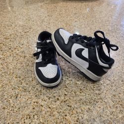 Boys Nike Shoe