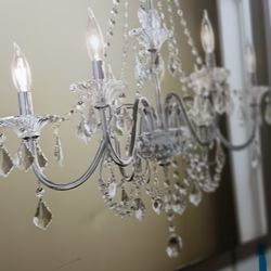 6 Light Chandelier New In Box