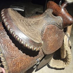 Western Saddle 