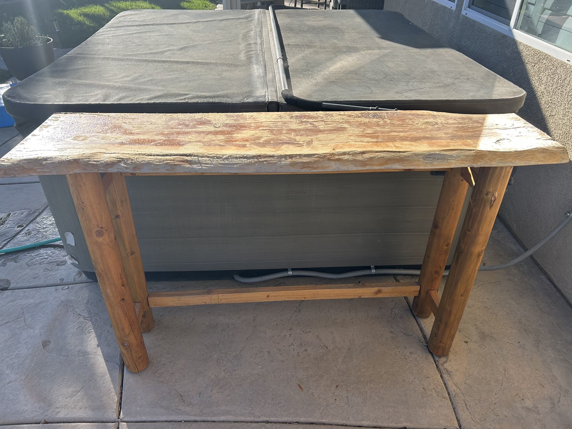 Bar Table