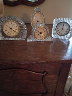 4 crystal clear clocks
