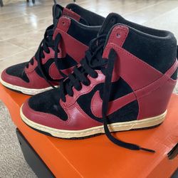 Nike Dunk Sky Hi Bulls Black Red Wedge Sz 6 