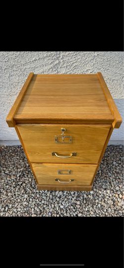 Two Drawer Oak Locking File Cabinet With Two Keys