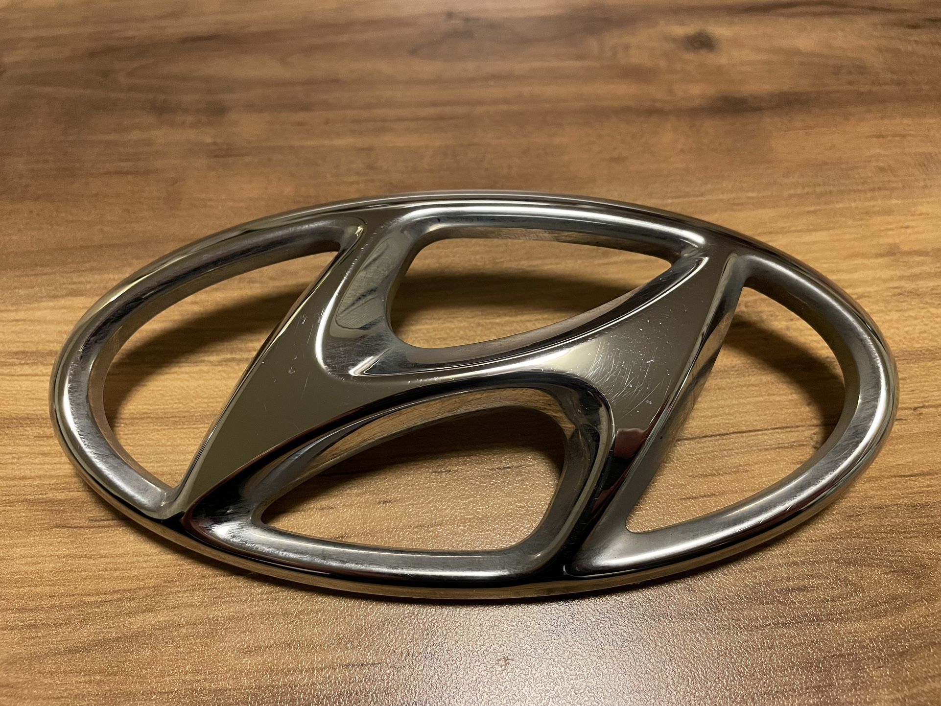 Rear Emblem Hyundai Tucson 