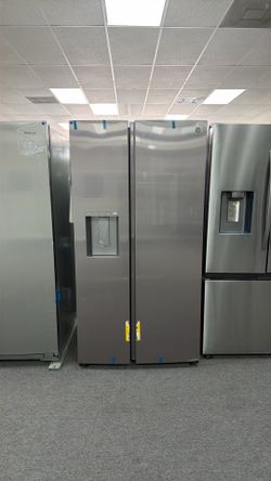 GE refrigerator side by side