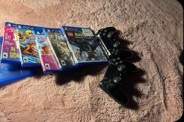 PS4 Game Bundle with Two Controllers