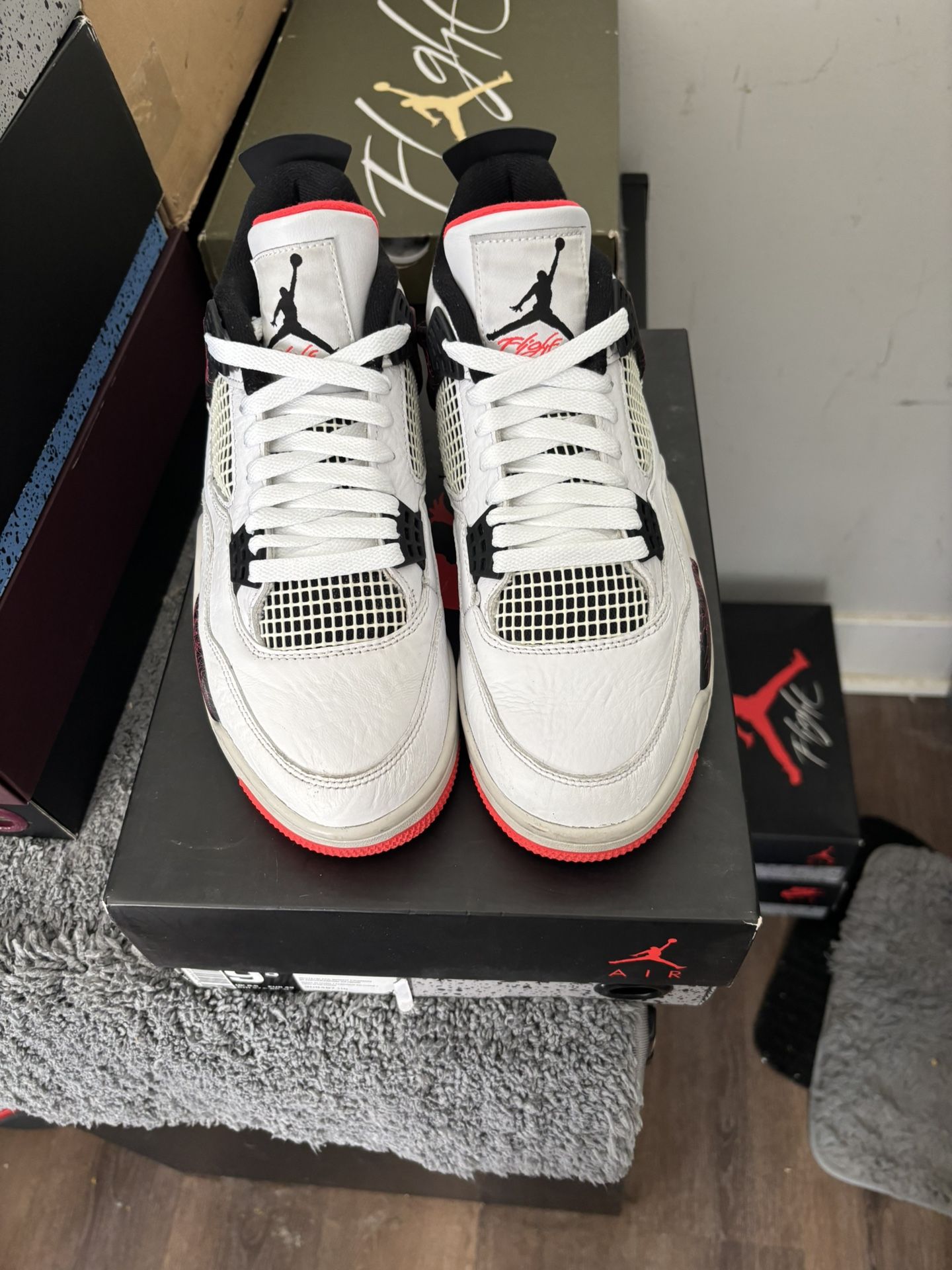 Jordan 4 Flight Nostalgia Size 9.5