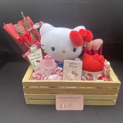 Hello Kitty Basket 