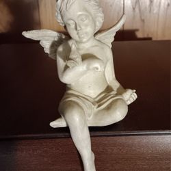 Cherub With Dove 