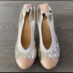 CHANEL SZ 8  sequin and leather rounded toe heels 