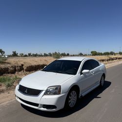 2010 Mitsubishi Galant 