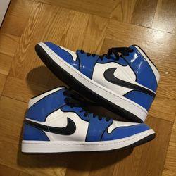 Air Jordan 1 Mid SE