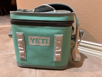 YETI Hopper Flip 12 Soft Cooler Seafoam