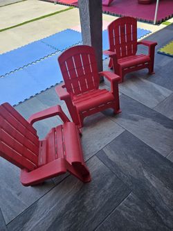 Kids Table And Chairs