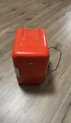 Polar Bear Mini-Fridge