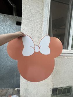 Minnie Mouse Prop