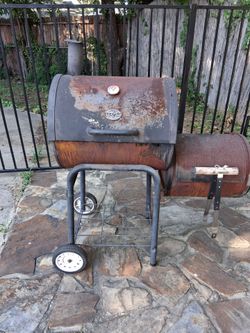 Charcoal grill