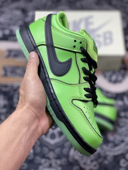 The Powerpuff Girls x Dunk Low Pro SB QS 'Buttercup'