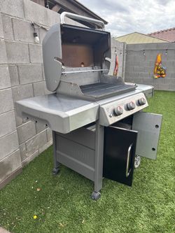 Weber gas grill
