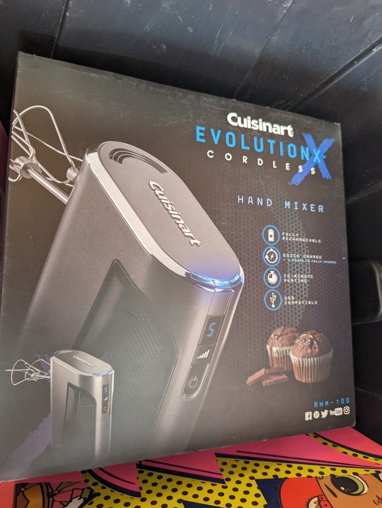 Cuisinart Evolution Cordless Hand Mixer New
