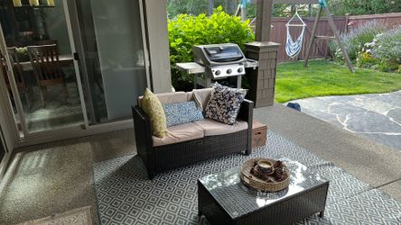 Outdoor patio set