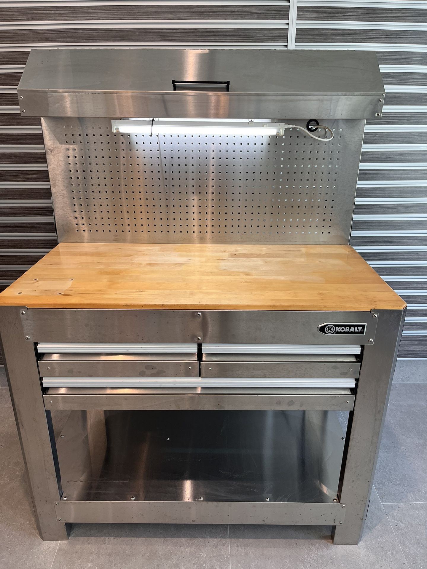 Kobalt 3 Drawer Workbench With Light