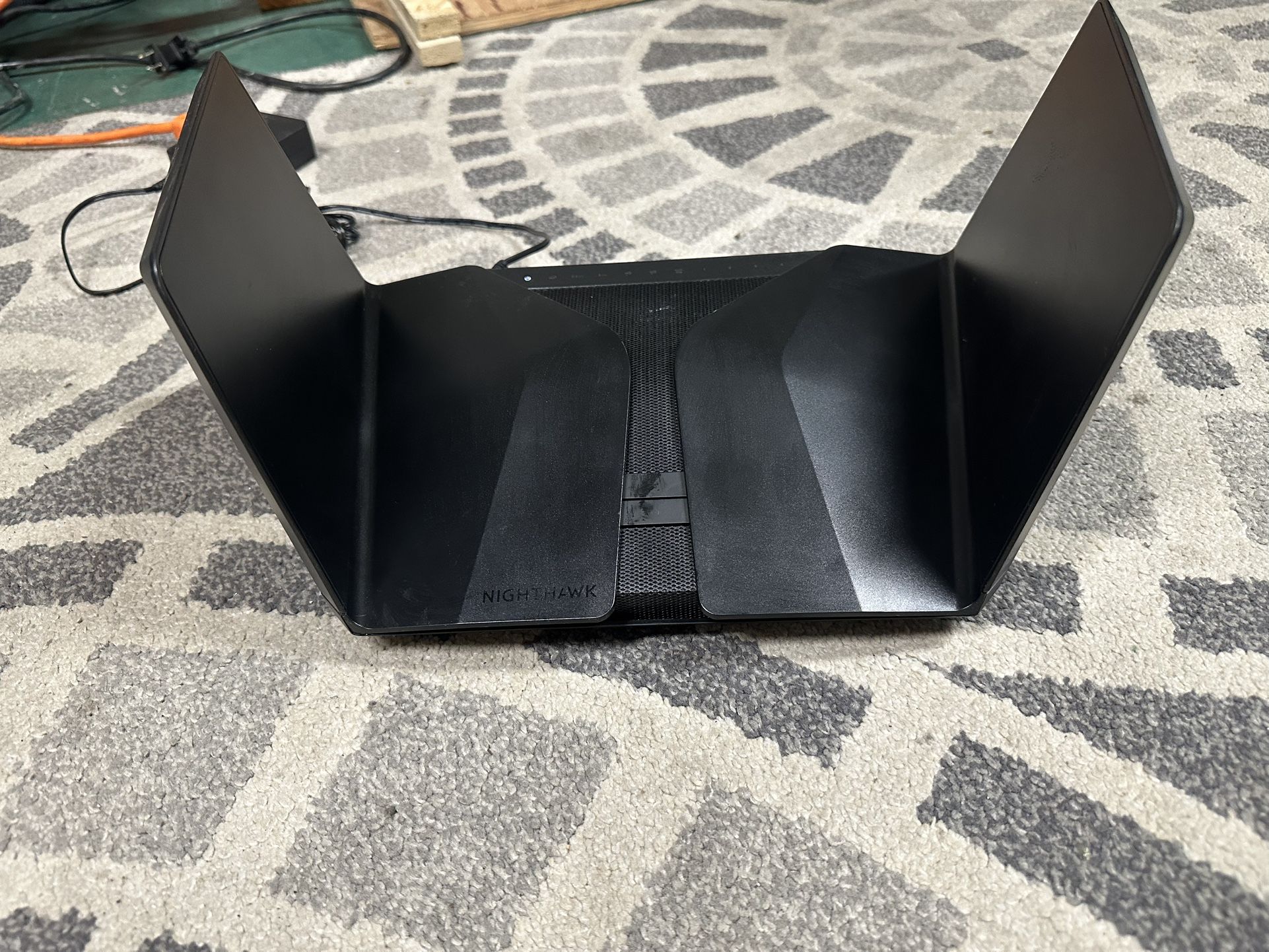 Nighthawk AX12 Wifi 6 Router