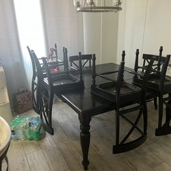 Black kitchen table and chairs