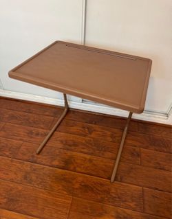 Folding travel table lap top