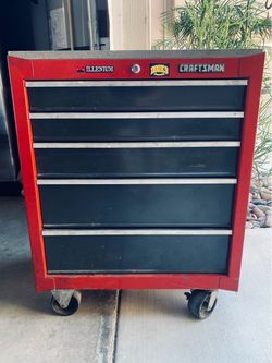 Craftsman tool box//Wheels