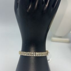 14kt Yellow Gold 3CT Diamond Bangle Bracelet