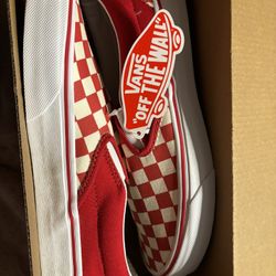 vans checkered slip ons